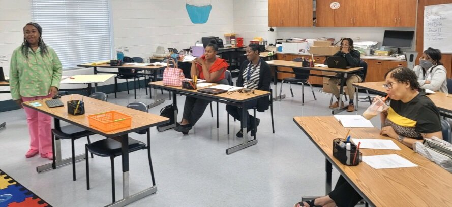 Teachers are learning how to help students bridge the gap between conceptual understanding and mental math with NUMBER TALKS!
#MCPSS #hungryforknowledge #wildforsuccess #MathCoach