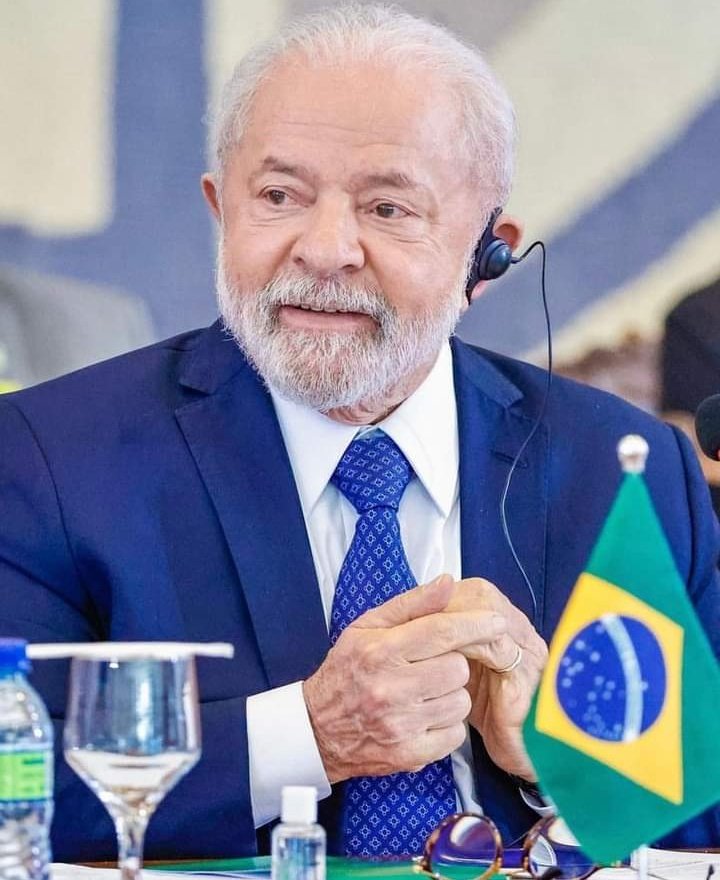 prudentemarlene's tweet photo. @LulaOficial @ricardostuckert Boa noite Presidente Lula. https://t.co/98bzFr3xID