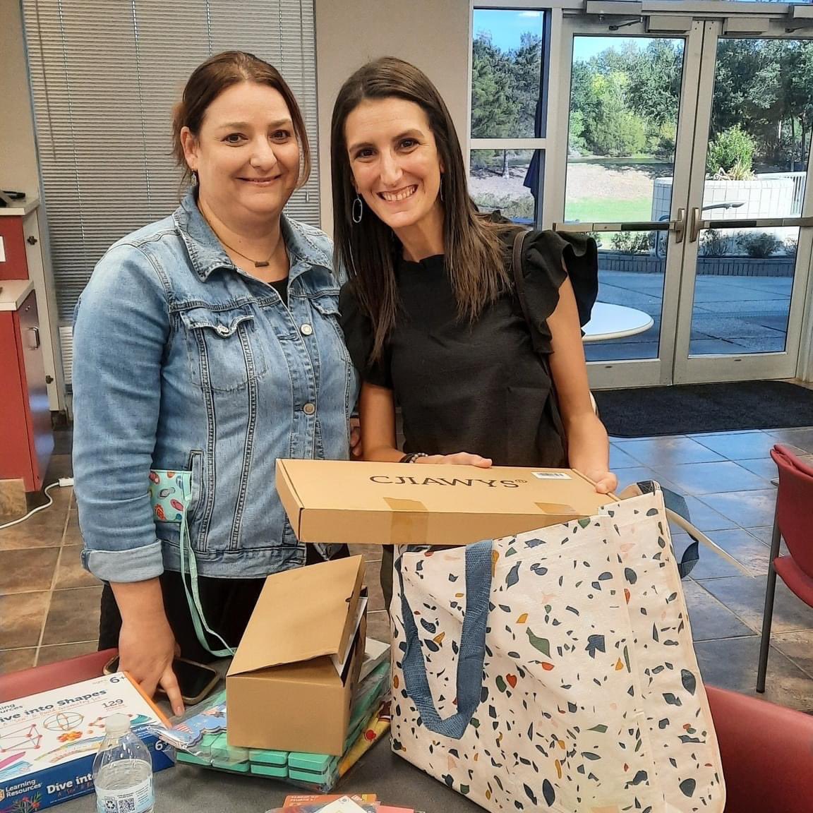 BunaSchool's tweet photo. Thanks to Indorama Ventures for taking care of our educators! Congrats to our own BES teacher, Ashley VanHorn for her new goodies! 
@Buna_ISD @DrTiffanySpicer https://t.co/ZjrzDfI3bh