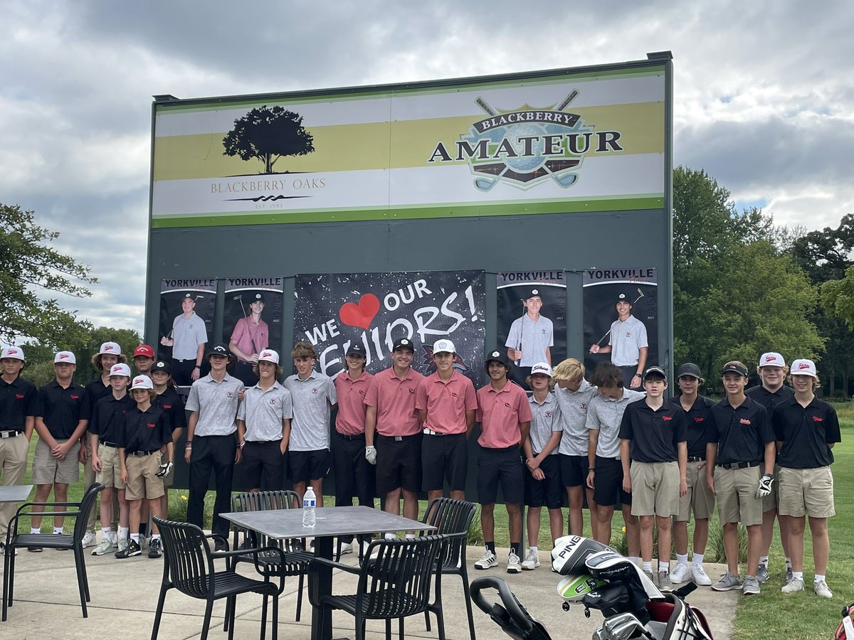 FoxesBoysGolf's tweet image. Great win against Plainfield Central on senior night! Great way to celebrate our seniors! 

Seniors 
Justin Goebel 40 (3.5 conference points) 
Logan Tuymer 41 (2 conference points) 
Aidan Matson 44 
Tommy Scott 46

Sophomore Carer Humbers also included a 42 (1 conference point)