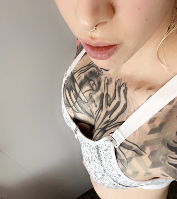 First look at my new boobies, they&rsquo;re still healing ☺️💕 #ContentCreator #blonde #onlyFans #onlyfansmodel<a href="/tag/blonde"class="tags"><span>#blonde</span></a><a href="/tag/onlyfans"class="tags"><span>#onlyfans</span></a><a href="/tag/contentcreator"class="tags"><span>#contentcreator</span></a><a href="/tag/onlyfansmo"class="tags"><span>#onlyfansmo</span></a>