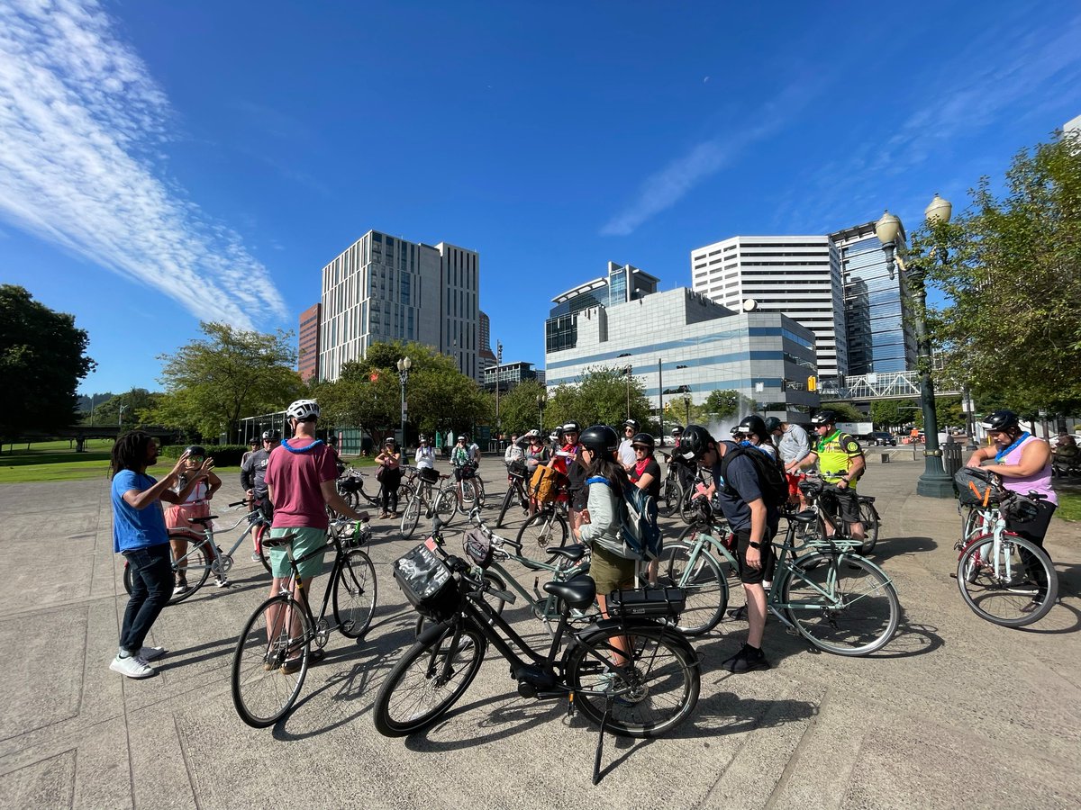 ORlandtrusts's tweet photo. We kicked off #rally4land this week by hosting a bike tour of Portland! We explored parks, greenways, and urban natural areas while learning about how organizations including land trusts are working together to create a more vibrant, climate-resilient, and equitable Portland🚲 https://t.co/KfOaPsxv7C