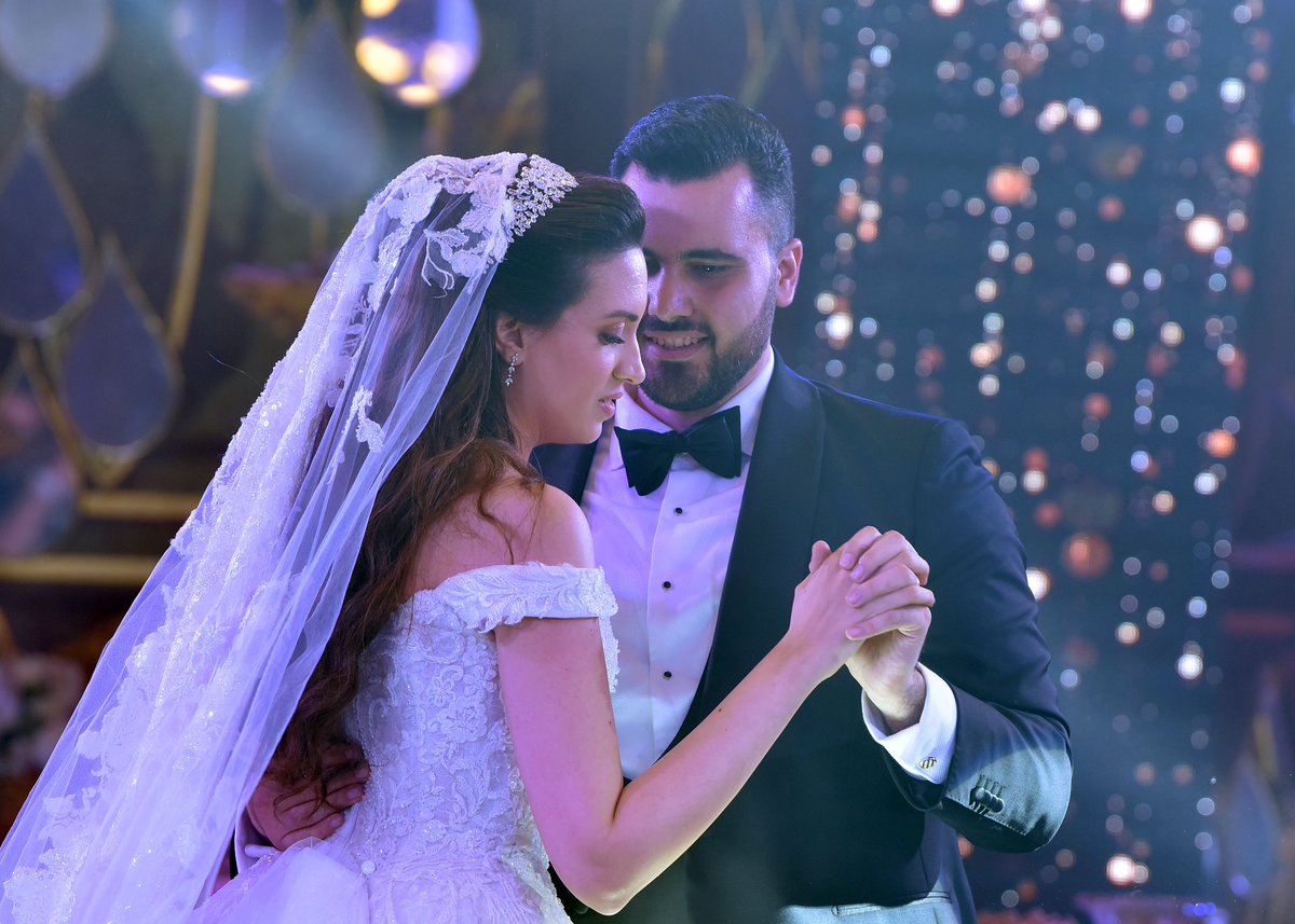 Myra__rs's tweet photo. Anyway, we got married 💍 https://t.co/djhfkAb0vJ