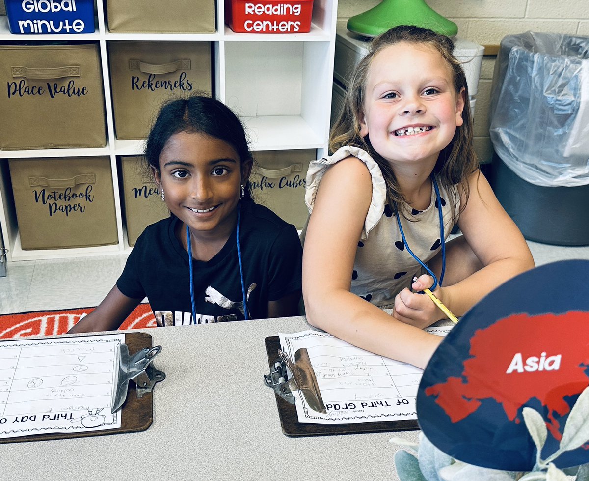 cgasiewicz28's tweet photo. Celebrating the Third Day of Third Grade! https://t.co/FJTmokJNUq