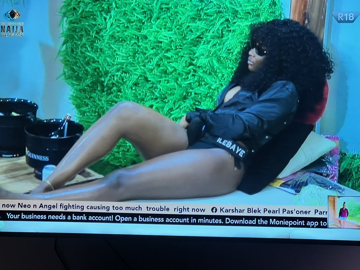 Faitheloh's tweet photo. Pick three female housemates that will make it to the final in this pics 
#BBNaijaAlIStars #ceece #ilebaye #MercyEke #VenitaAkpofure https://t.co/ryMJSOylhh
