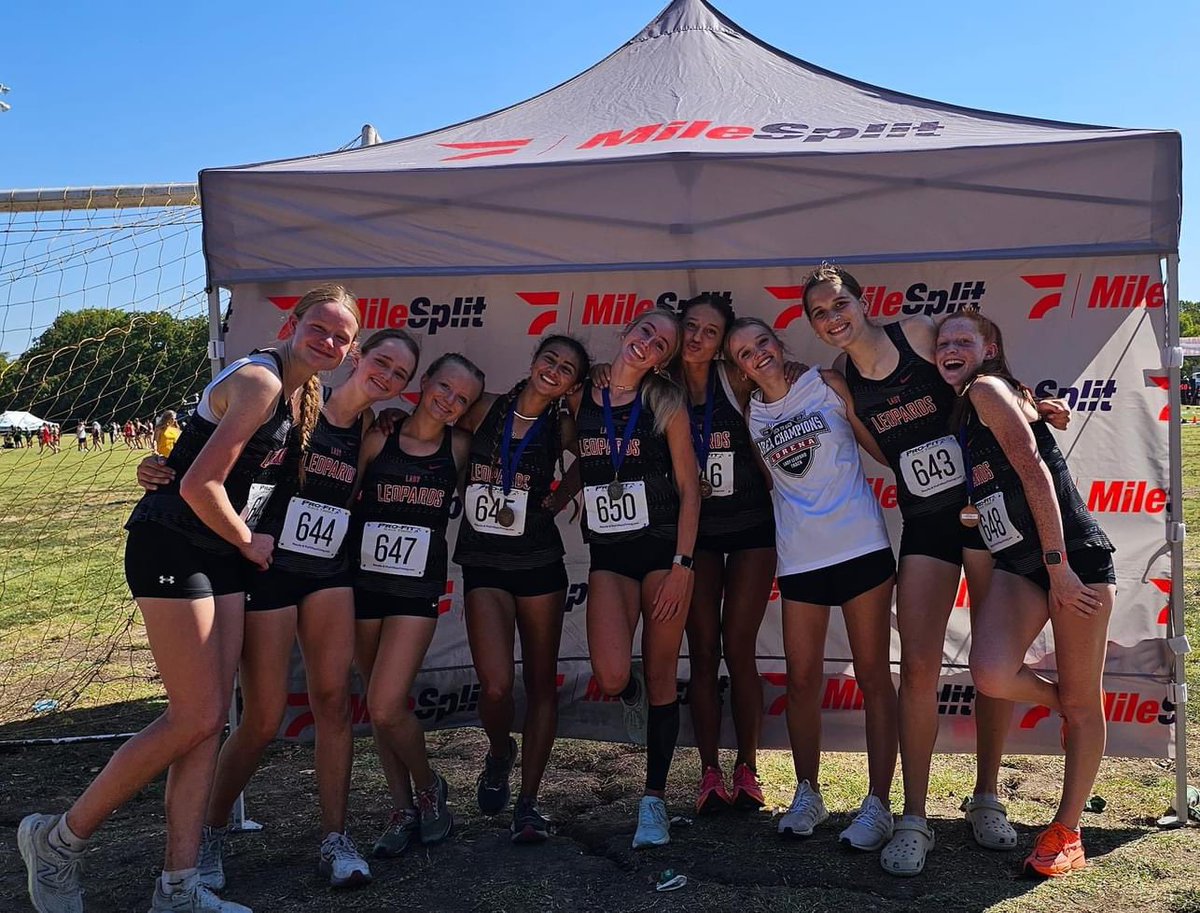 The Lady Leopards won the Midway Invitational today! They were led by Landry Wagoner (2nd), Jayla Fish (3rd), Avery Heard (10th) &amp; Kyleigh Nugent (20th). It was hot but the best overall team race of the season!

<a href="/LorenaISD/">Lorena ISD</a> <a href="/LHS_Leopards/">Lorena High School</a> <a href="/Athletics_LISD/">Lorena ISD Athletics</a> <a href="/TexasXCCoaches/">CCCAT</a>
