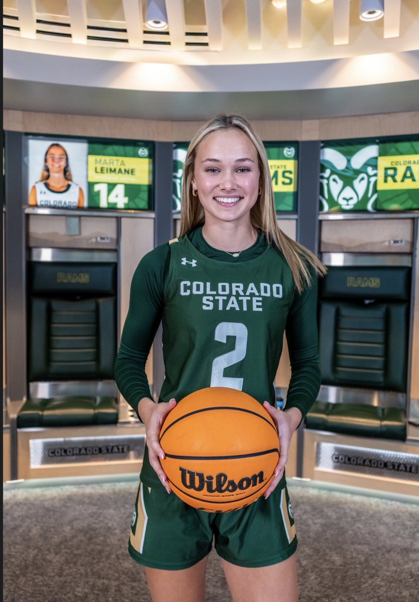 Livi (Tucker) Downs tweet media