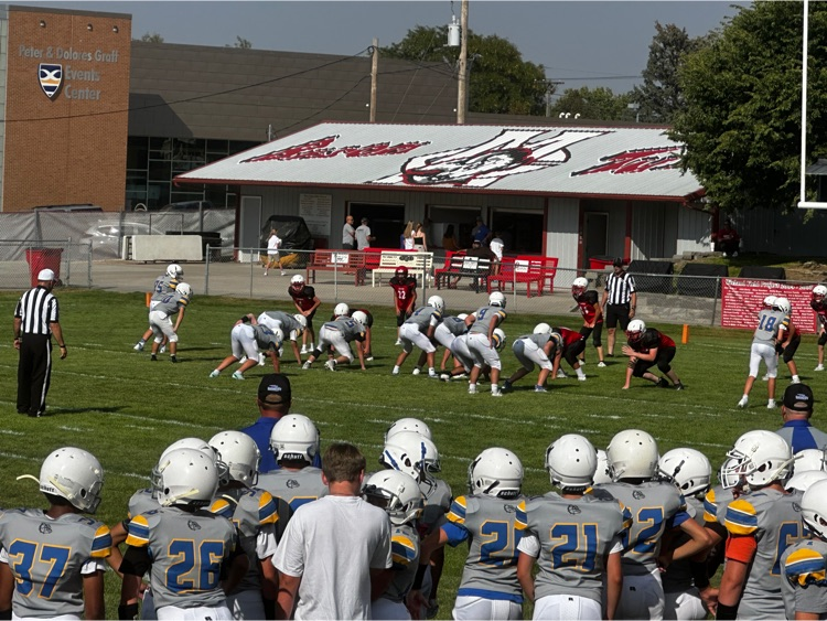 AdamsMSBulldogs's tweet photo. 8th grade football at McCook https://t.co/2t2tnVlZyE
