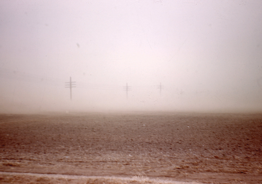 Les Henry: Many discuss wind erosion as a problem of the 1930s, but it did not end in 1939. grainews.ca/crops/gone-wit…