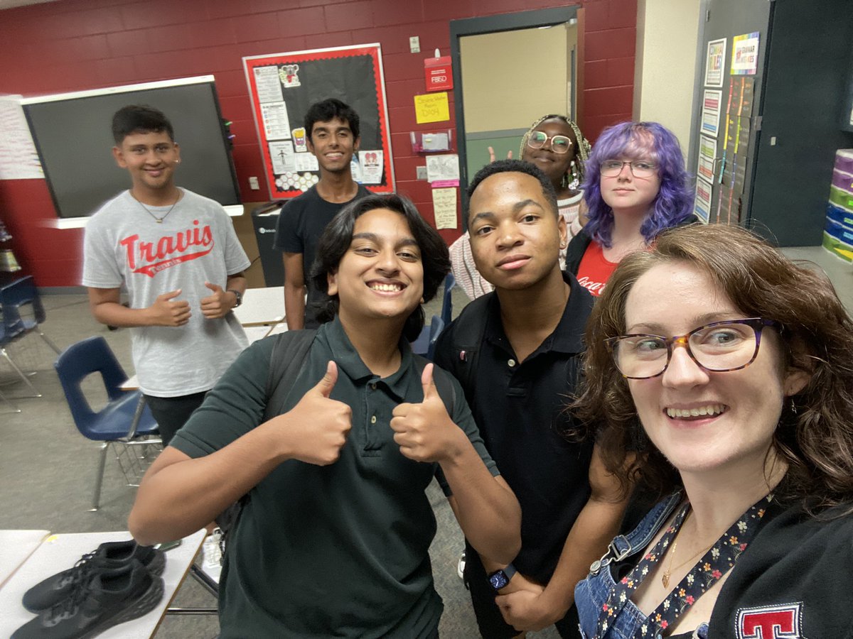 7th period kiddos stopped by for a visit this year. #IAGDTBATT