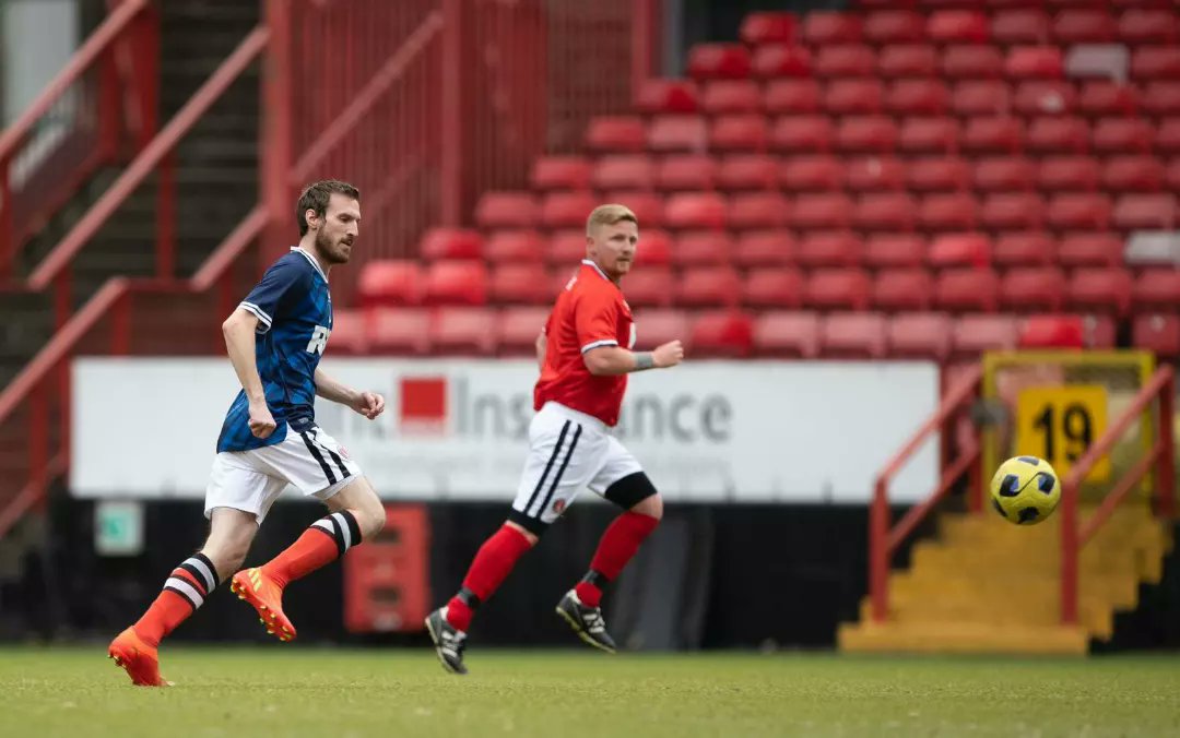 samlwinter's tweet photo. Throwback Thursday to playing at The Valley. Even managed to get on the scoresheet #Invicta #lgbtq #football #footballagainsthomophobia https://t.co/wsjdjORKBe