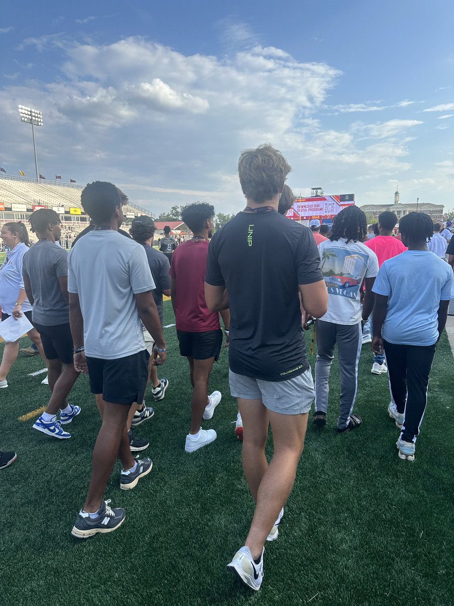 Had a great time last weekend on my visit to ULM! It was good to see the Warhawks pull off a big win! Very cool to watch the game along side other local talent @Coach_JohnCarr @mfarrellsports @CoachWestULM @SampognaroJohn @CKennedy247 @GridironFootbal @PrepRedzoneLA