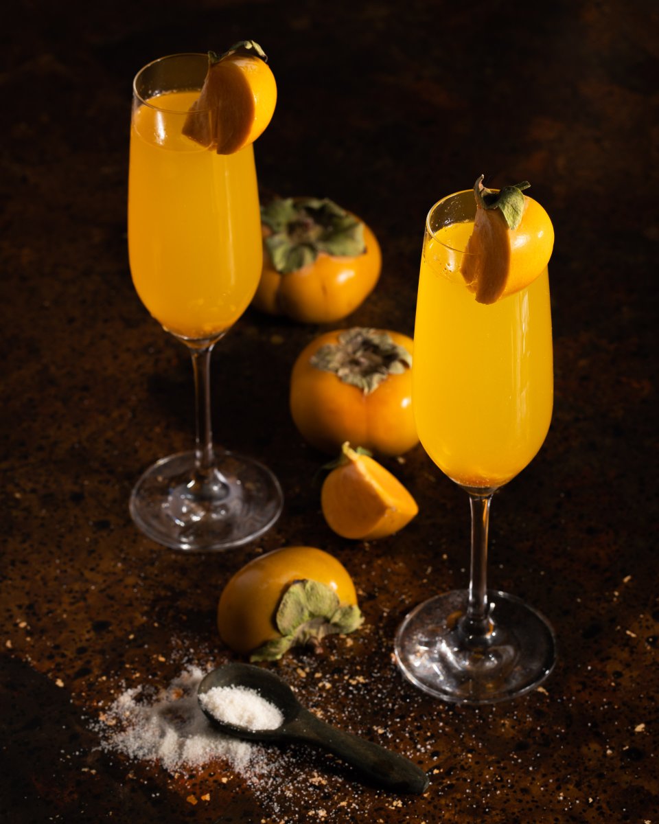 What do we do when the nights get a bit longer? We devise special moments to savor the beauty of fall. #cocktailrecipe #french75
tablemagazine.com/a-september-so…