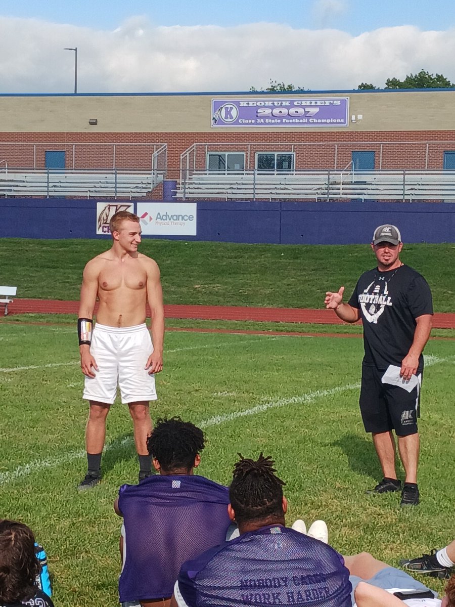 Glenn Fernetti (@glennfernetti) on Twitter photo Kevin Joy delivered the Week 3 Senior Talk! The Chiefs are prepared for what will be an intense physical game up in Burlington! <a href="/keokuk_chief/">Keokuk Chiefs</a> <a href="/KeokukFootball/">Keokuk Football</a> Kevin Joy delivered the Week 3 Senior Talk! The Chiefs are prepared for what will be an intense physical game up in Burlington! <a href="/keokuk_chief/">Keokuk Chiefs</a> <a href="/KeokukFootball/">Keokuk Football</a>