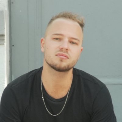 itsenage's tweet photo. #NewProfilePic https://t.co/7HTEnoFBde