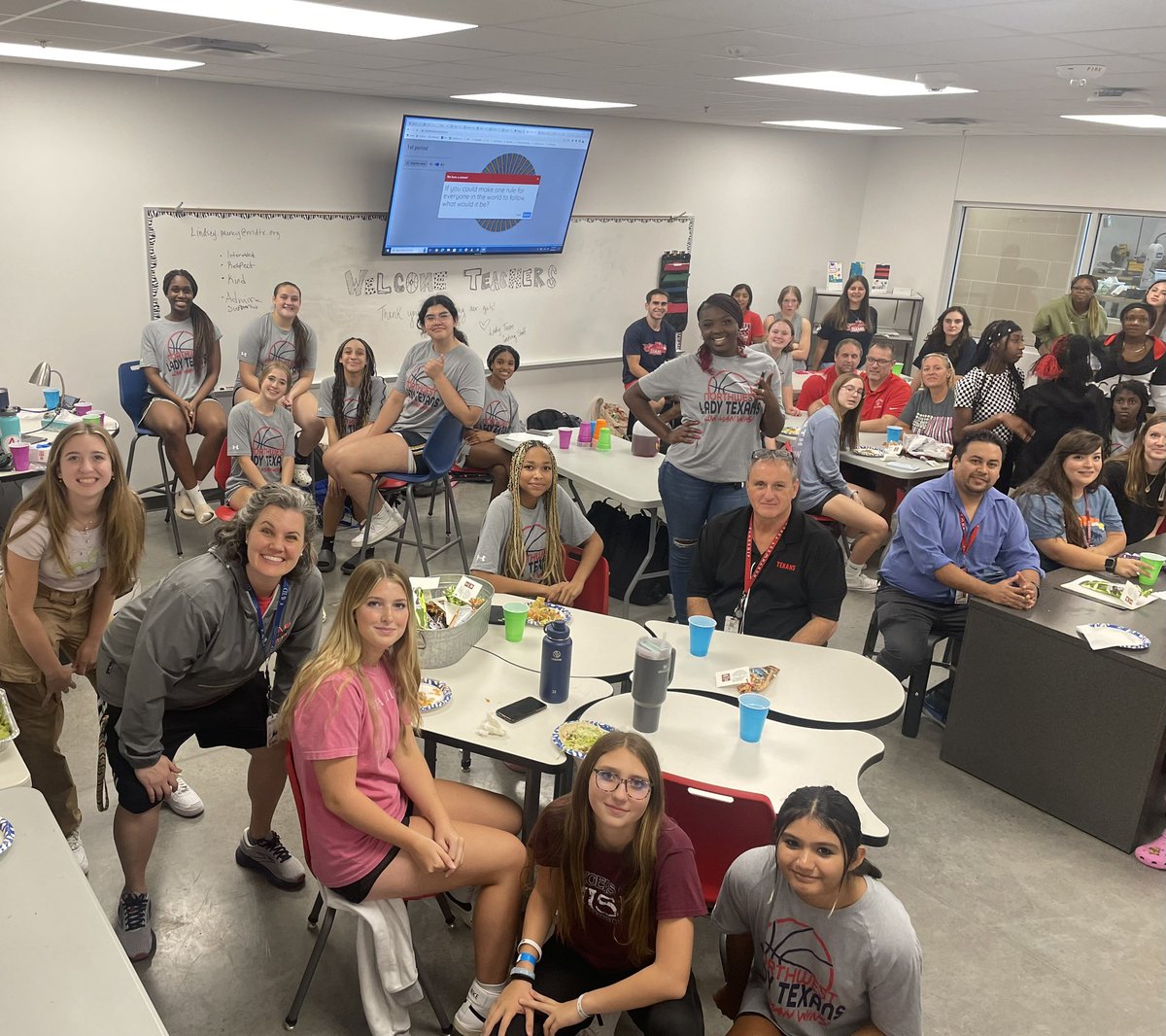 Northwest Lady Texan Basketball tweet media