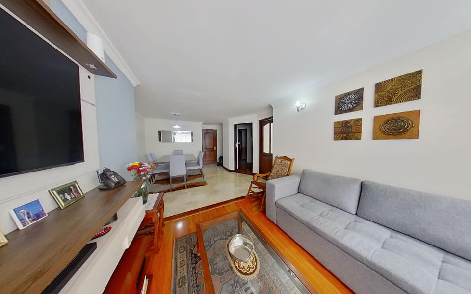 En lagos de cordoba 103m² ・ 3 Hab ・ 3 Baños ・ 2 Parqueaderos
ventasyarriendosbogota.com/property/venta…

Amplio apartamento de 103m² ・ 3 Hab ・ 3 Baños ・ 2 Parqueaderos Barrio mónaco Antiguedad 25 Estrato 4 Piso 7 Remodelado sí