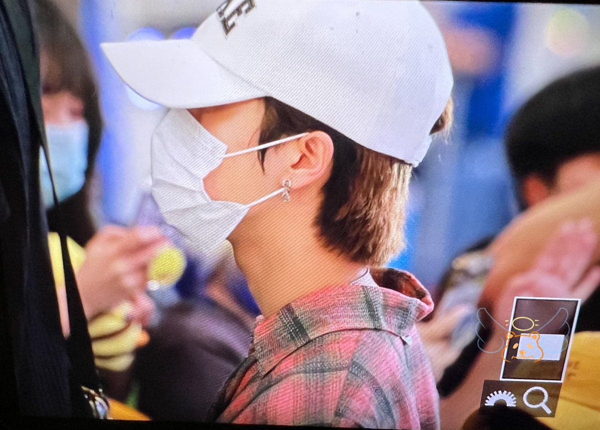 HealingAngel914's tweet photo. 230908   GMP🛫 
🥱
#HAN #hanjisung #jisung #StrayKids             #Stay #한지성 #한 #스트레이키즈             #スキズ #ハン https://t.co/rxFVp6S0kk