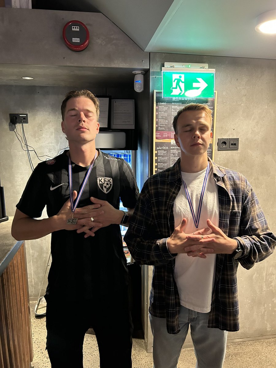 Íslandsmótið er 18 leikir