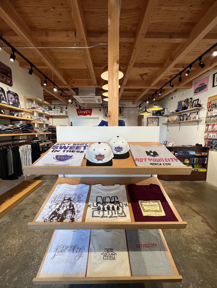 CITYCBASS's tweet photo. Proud to announce that select @noturcity styles are now available in-store @californiasocialclub located at 12-1 Hirakata Fukuju-cho, Hashima, Gifu 501-6257, Japan — or online at https://t.co/KnURy475fy

Never thought our first retailer would be in Japan
-あなたの街ではありません https://t.co/0d9KZ5a8OQ