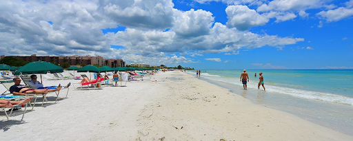 Summer might be over, but the award-winning beaches here at Siesta Key are warm year-round.
💻 siestakeybeachsidevillas.com
📞 941-203-5985
#sarasota #siestakeyhotel #siestakeybeach #siestakey