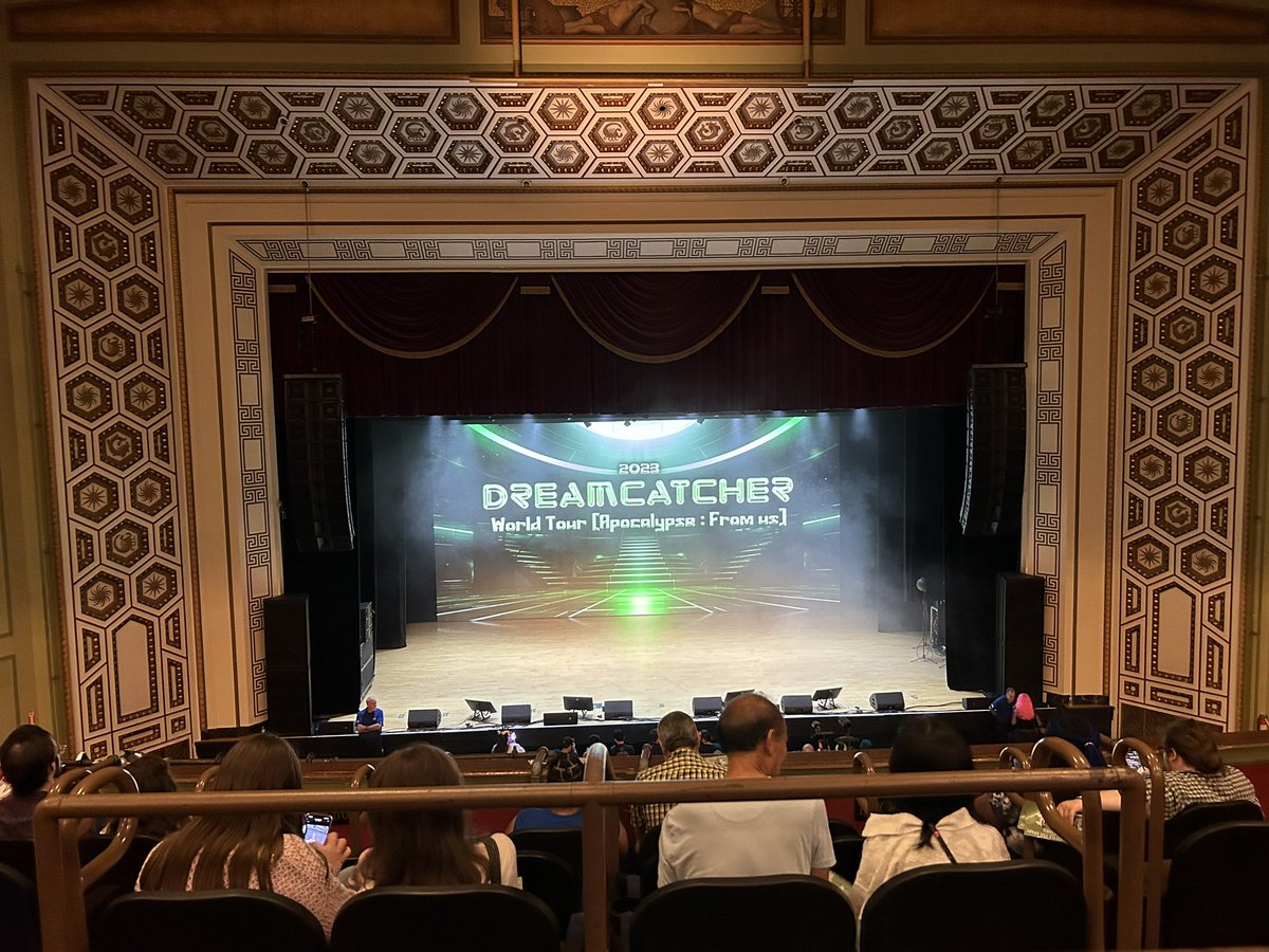 ImmaSayit2's tweet photo. Unreal #DreamCatcher #InSomnia #JIU #SUA #SIYEON #HANDONG #YOOHYEON #DAMI #GAHYEON #드림캐쳐 #지유 #수아 #시연 #한동 #유현 #다미 #가현 #HappyFaceEntertainment #KimMinji #KimBora #KimYooHyeon #HanDong #LeeSiYeon #LeeYuBin #LeeGaHyeon #Minx #BONVOYAGE #dreamcatcherincincinnati https://t.co/Nhgw7skPaB
