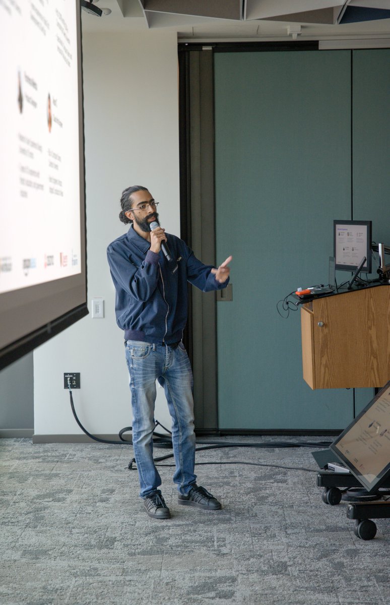japidotca's tweet photo. Won 🏆 at the 🍁 AI Pitch Competition with Microsoft and @aceocial 

@Cleancut_ai's video editing AI is blowing ppl's minds. https://t.co/3y9GRbsJsQ