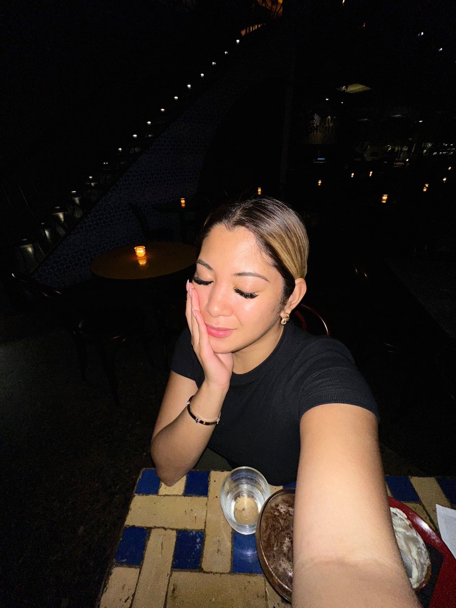 MariaeGozum's tweet photo. I’m in my quarter life crisis ! 👀 https://t.co/qMewmDFtyN