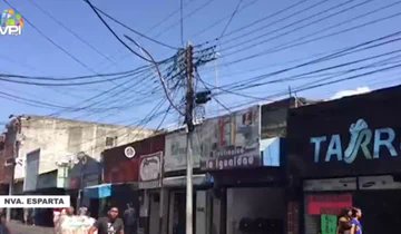 #7Sep #NuevaEsparta #SinLuz Calle comercial más famosa de Margarita lleva más de 10 días sin electricidad acortar.link/lyi378