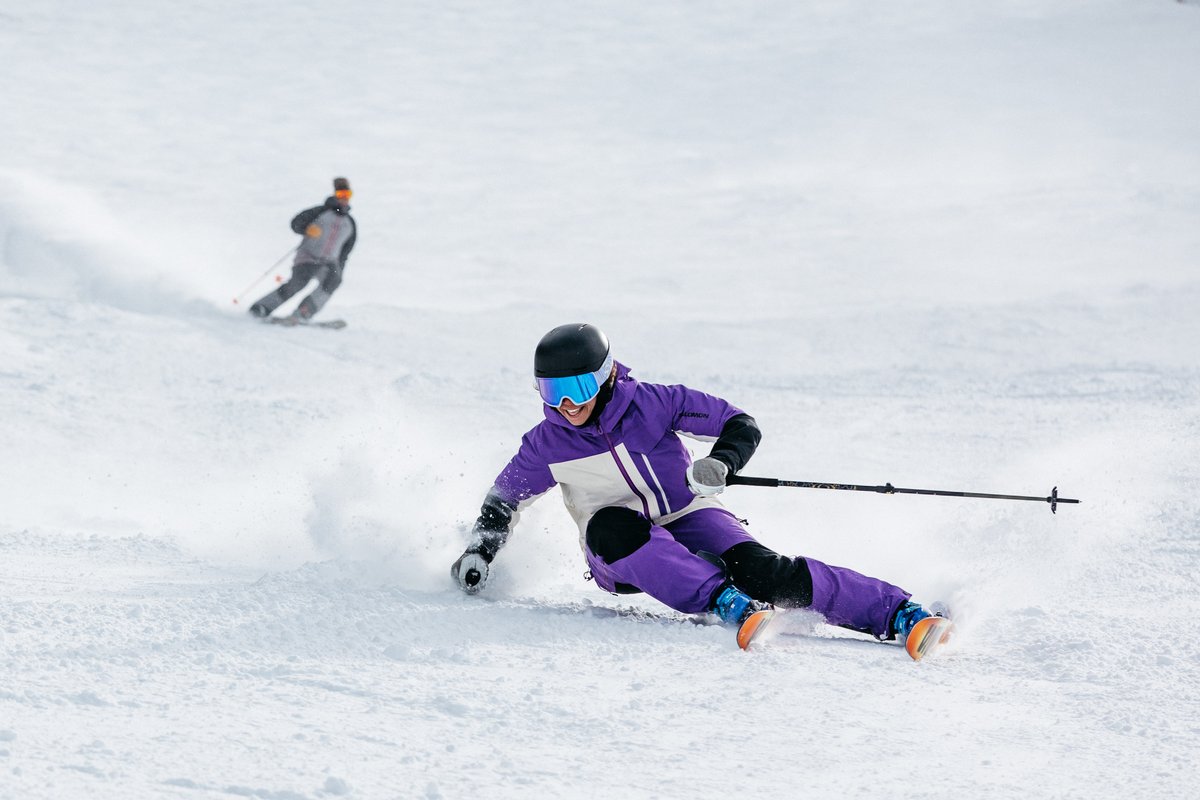 skimagonline's tweet photo. Flakes are already flying in the Rockies, and that means only one thing: ski season is coming. So, at the crack of September, we present you with the 2024 Winter Gear Guide. We’ve got ski reviews, boot reviews, and more coming your way this fall: https://t.co/lhq1dqGlxc #SKI 🎿 https://t.co/0vMRlvWbZ7