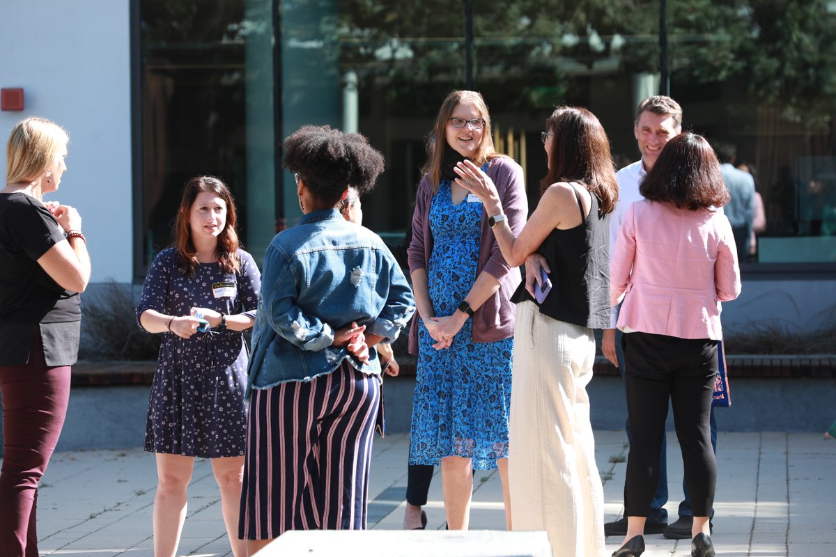 Convocation today was enlivening, exciting, and a great way to build community (which was our theme for the past year)! This coming year, the theme is compassion. It was great seeing so many faculty and staff in person and online!

Photo 🧵:
