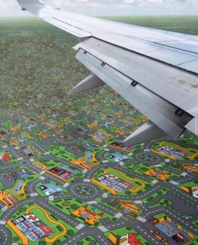 VelbitApp's tweet photo. just Flew over my hometown 😭 https://t.co/12Oupsoiuc