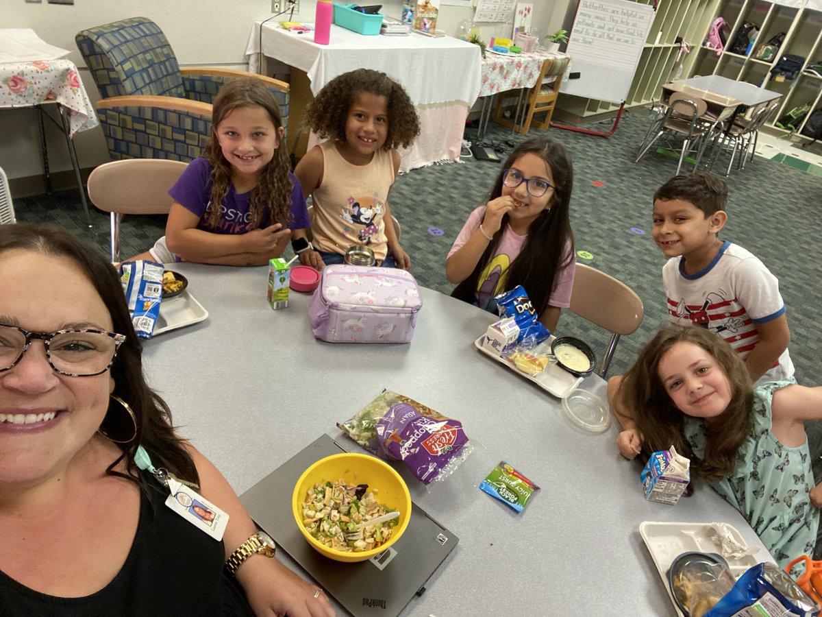 Lauren Tong tweet media