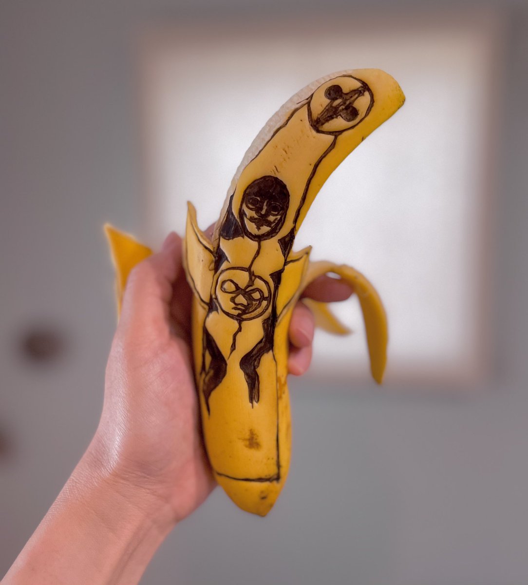 JUNCO36141's tweet photo. バナナは少し前に美味しくいただきました🍌w
実りある一年になりますように☆ https://t.co/26o4KpPG0n