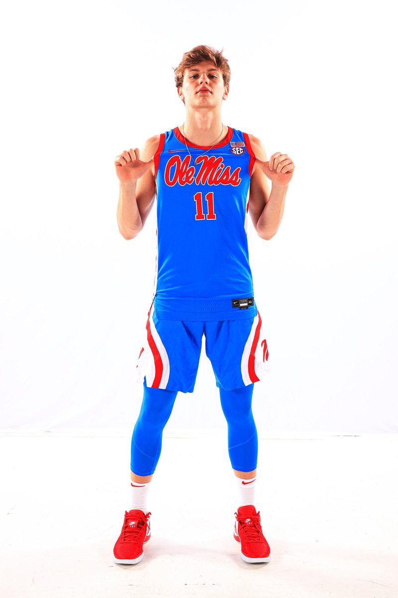 eduardoklafke_'s tweet photo. Rebels nation how we lookin..?? 🦈❤️ #officialvisit https://t.co/0Ka6ohFmHy