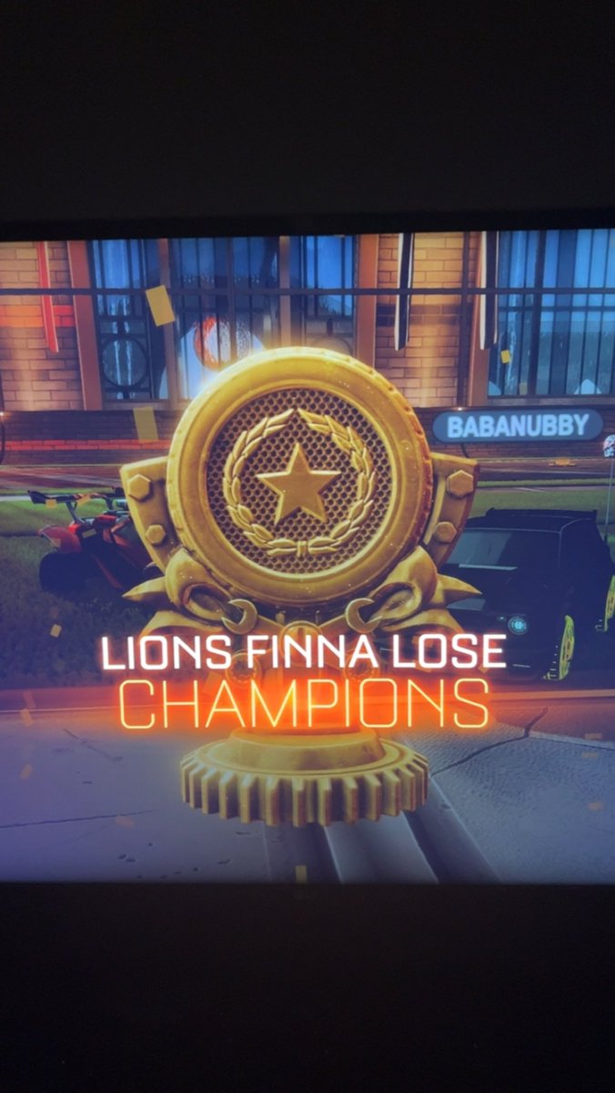 loujwill3's tweet photo. nvm we got it🤗 @B0__11 #rocketleague #RocketLeague https://t.co/PHm5suINzc