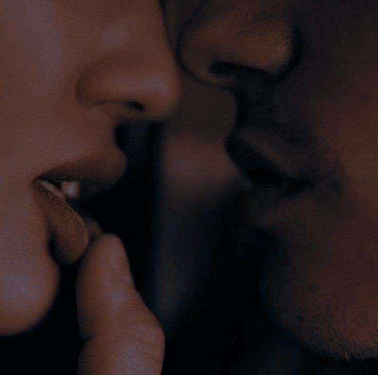 𝙳𝚒𝚗𝚒✨️ || 📖: Meu Romeu tweet media