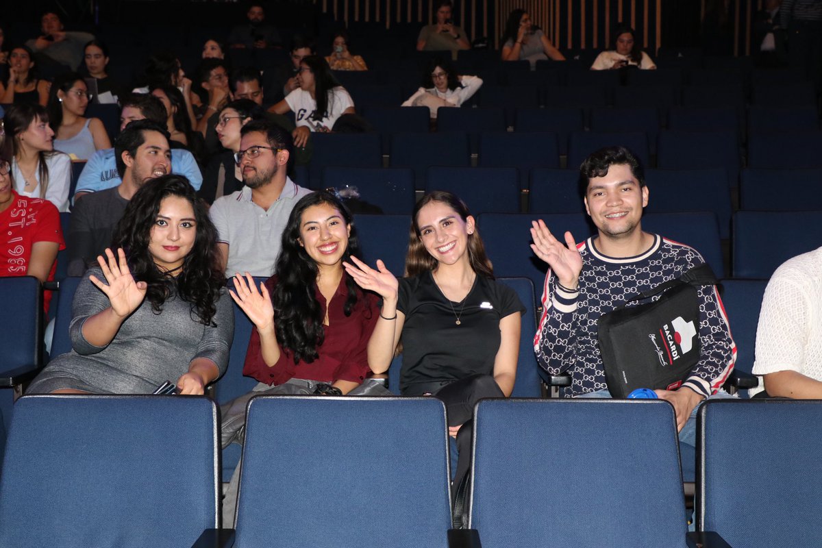ITESMCEM's tweet photo. ¡Es hora de que las y los estudiantes de último semestre vivan su día del candidato y candidata a graduar! 🤩
💪🌟

#EHE #EIC #ECSG #EN #EAAD https://t.co/6Vs6Jv5egb