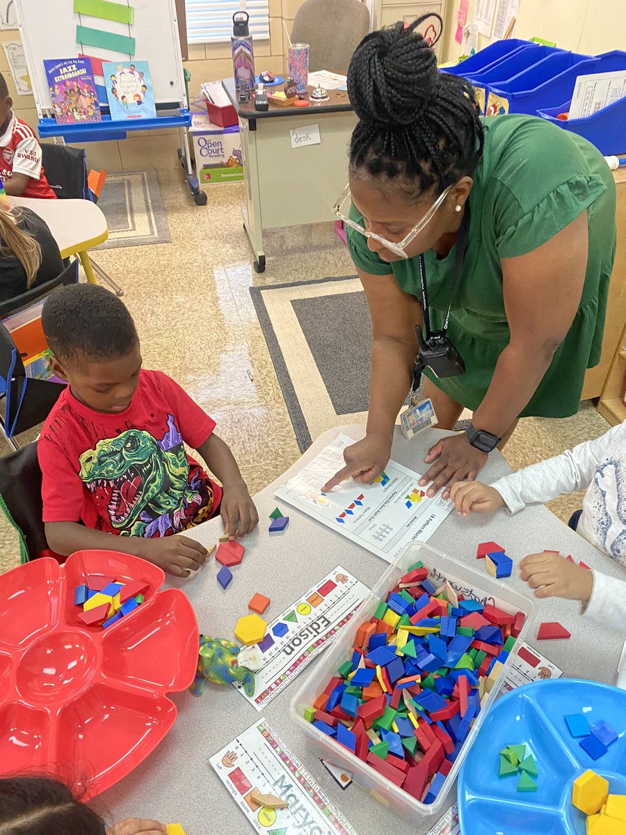 MrsRothCS's tweet photo. Today’s ✨glimmer✨ was getting to spend time with our newest @ChatsworthSch Champs! Ss are already gaining independence during math centers 🔸🔴🔺@ffeldman_tcs https://t.co/o6a2kWrAsi