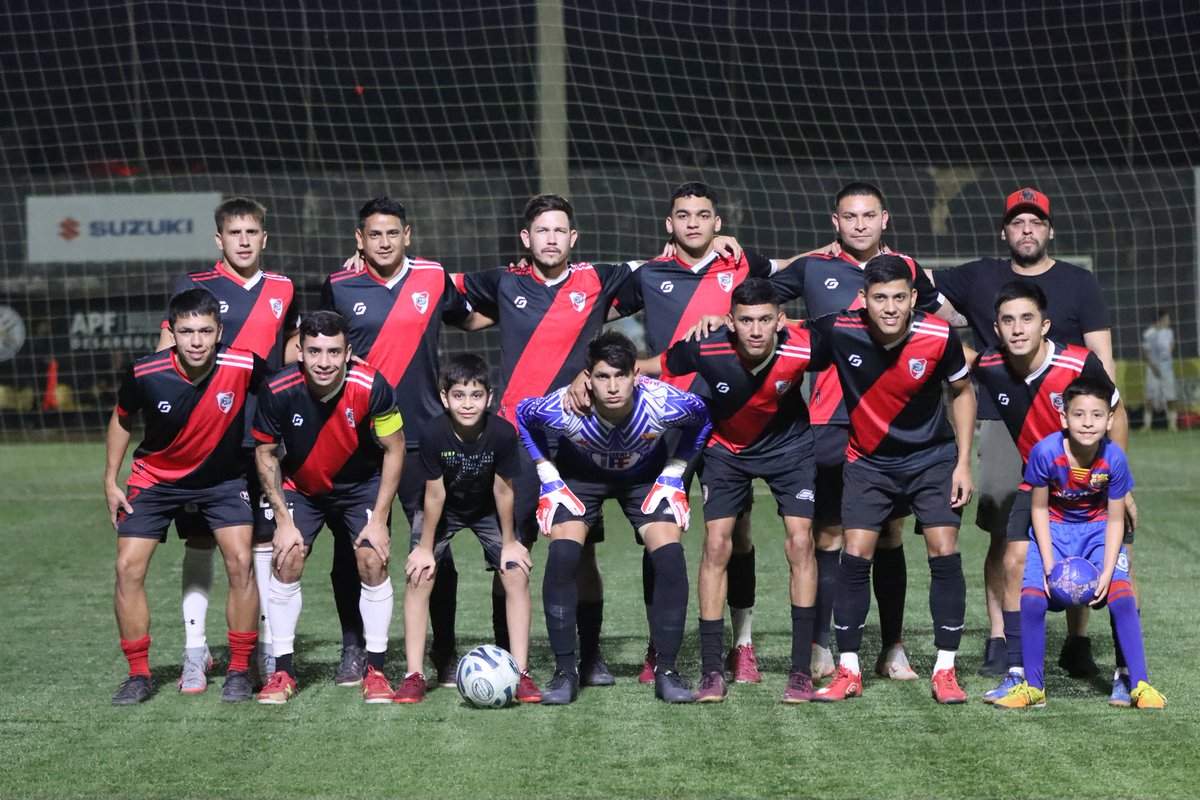 Seguimossssss🔵🔴
Imperix y nada más 🛡⚔️
<a href="/ligadetuiteros/">Más Liga</a>