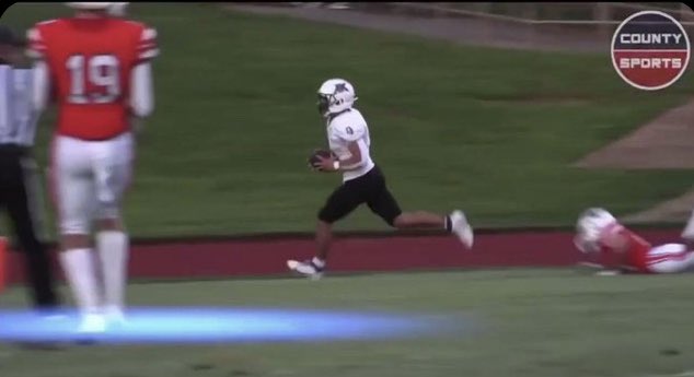 Senior Season - First Three Games Highlights 
<a href="/AKHS_Football/">Ardrey Kell Football</a> <a href="/Coach_Harman1/">Mark Harman 🧢</a> 

youtu.be/QG5uqCfNcXU?si…