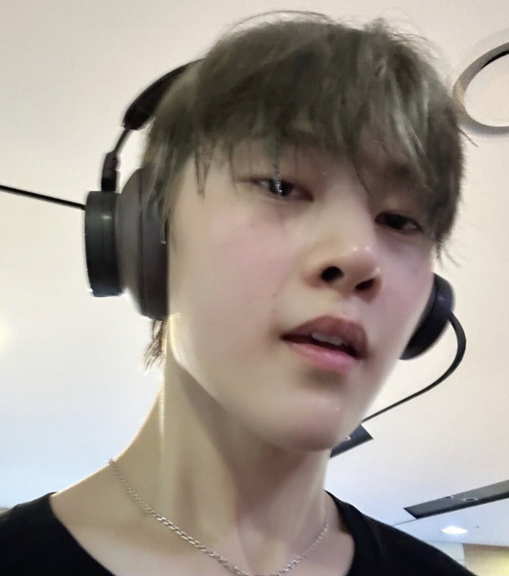 0528_files's tweet photo. seok matthew just one chance. https://t.co/JwW5A27HFm