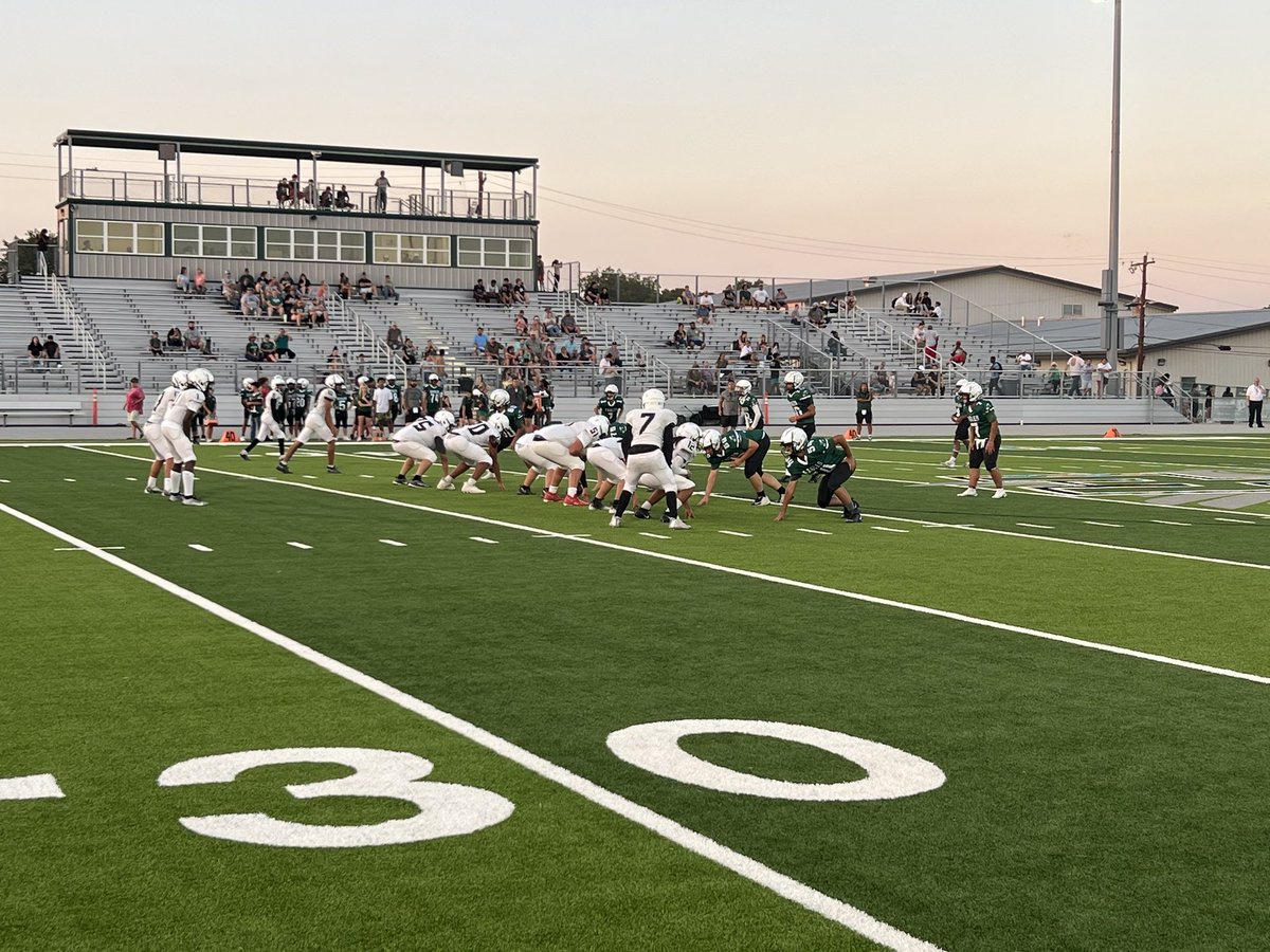 PawsUp_Sports's tweet photo. Big win for our freshman team over Luling 26-6! No words to describe the feeling of watching these boys play! #PawsUp, gentlemen! 
@EastsideECHS @andrew_k_bailey @EdCo810 @CKenderEDU @joannholliday @CoachLB3 https://t.co/rLEAO8Xwcy