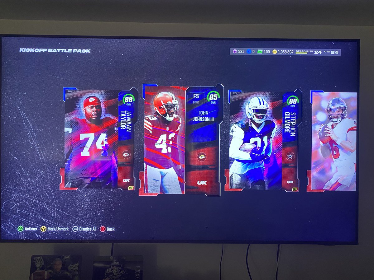 CRAZEA730's tweet photo. @EASPORTS_MUT what a pull 🔥🔥🔥🔥@Muthead https://t.co/T8NEgmeaS3