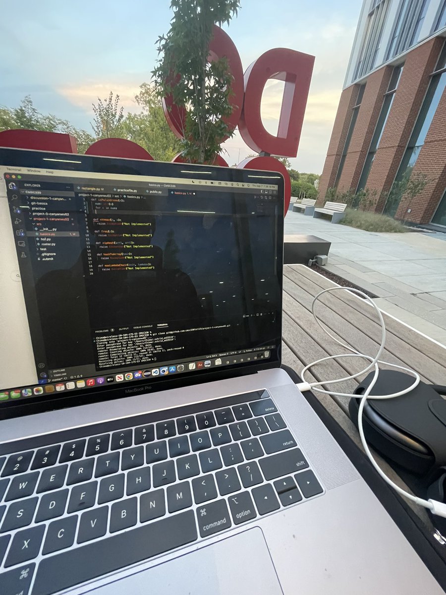 sheluvchima's tweet image. #funoutdoors👨🏾‍💻