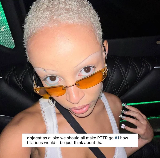 F5dbXSCa8AArN2i?format=webp&name=small