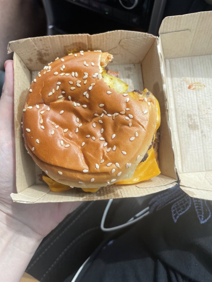 Jenn Fieber tweet media