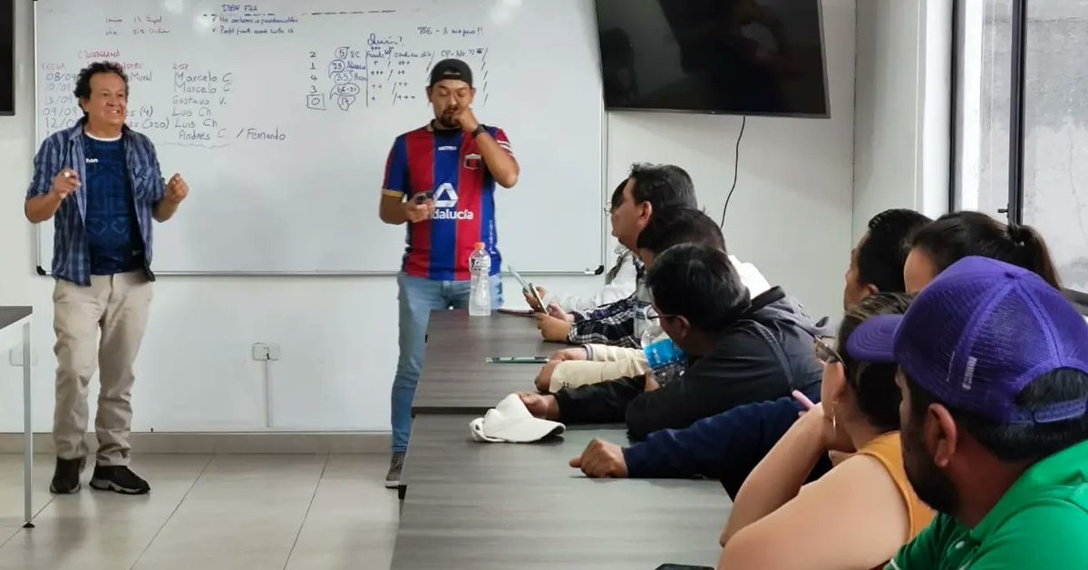 PSEcuatoriano's tweet photo. #Calacalí 🚩| Rumbo a las elecciones del 08 de octubre de 2023 🗳️, el día de hoy en las instalaciones del #PSE comenzamos el taller con las/os candidatas/os a la junta parroquial de Calacalí 🚩. 

#Elecciones 
#Calacalí
#PSENacional https://t.co/wLmo6oIFeE