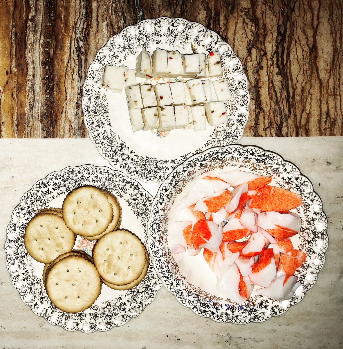 williamdboyd's tweet photo. How do you do 
It’s been hot so been experimenting with cheese&amp;cracker 
Butter Rounds 
Jalapeño Cheese 
Crab Meat (imitation) @FoodNetwork https://t.co/akXGEPDb5O