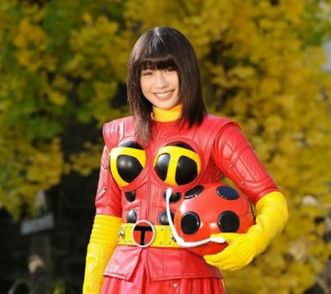 はっ！ タックルって…広瀬アリスさんだったんだ！！ くらいの特撮